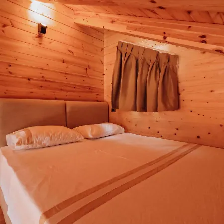 Hysaj Agroturizem Üdülőközpont