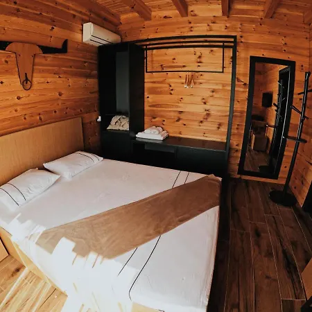 Üdülőközpont Hysaj Agroturizem *