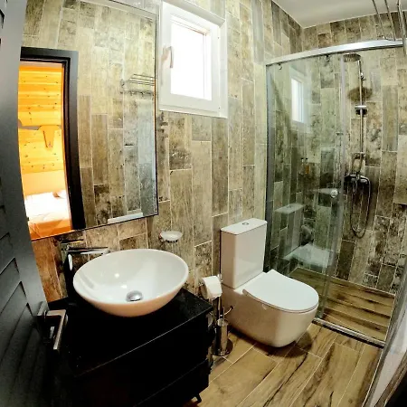 Hysaj Agroturizem Resort *