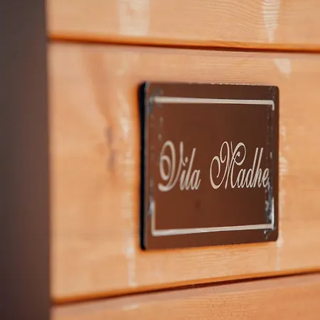 Hysaj Agroturizem Resort *