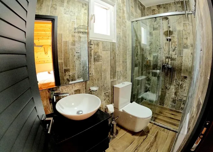 Hysaj Agroturizem Resort *